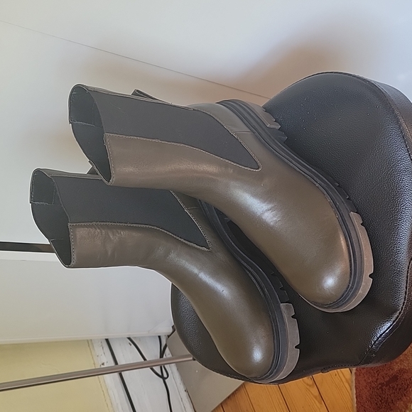 🎉HP🎉NWT ZARA LEATHER ANKLE BOOTS - Picture 3 of 17